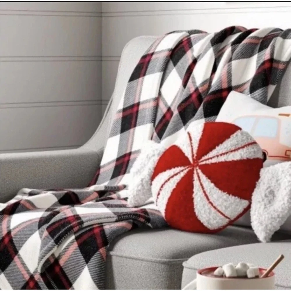 Wondershop Red and White Peppermint Candy Accent Toss Pillow bundle of 2 new